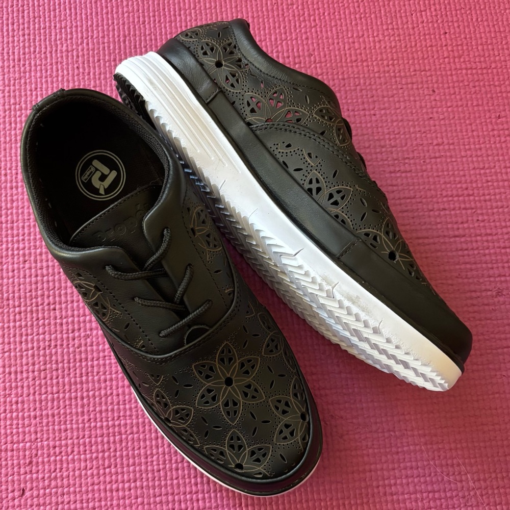 🖤 Laser Cut Black Leather Sneakers 🖤